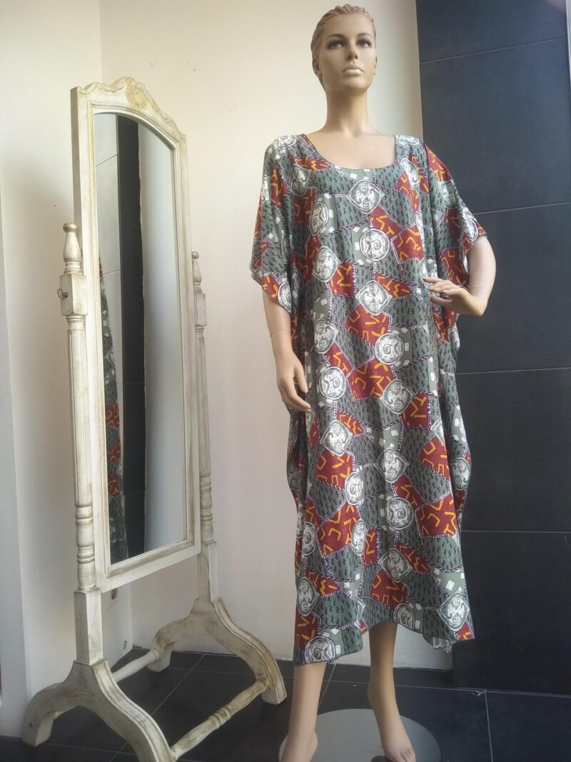 Καφτάνι Εμπριμέ Βαμβακερό με χρώματα Πράσινο, Λευκό, ζεστό Πορτοκαλί. Καφτάνι Εμπριμέ Βαμβακερό με χρώματα Πράσινο, Λευκό, ζεστό Πορτοκαλί.