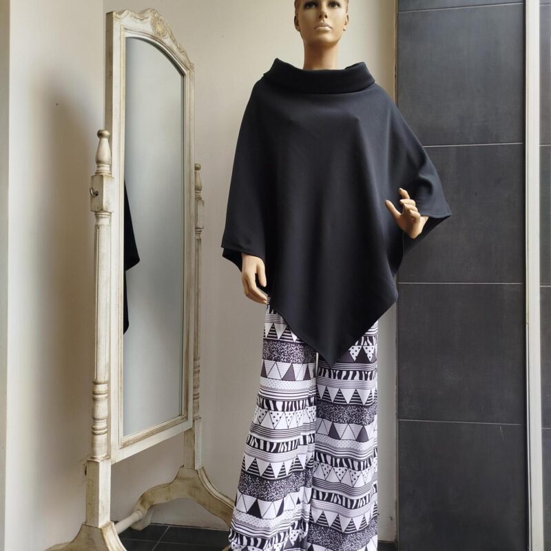 Μπλούζα Μελιτζανί με Κασκόλ Χειροποίητη.